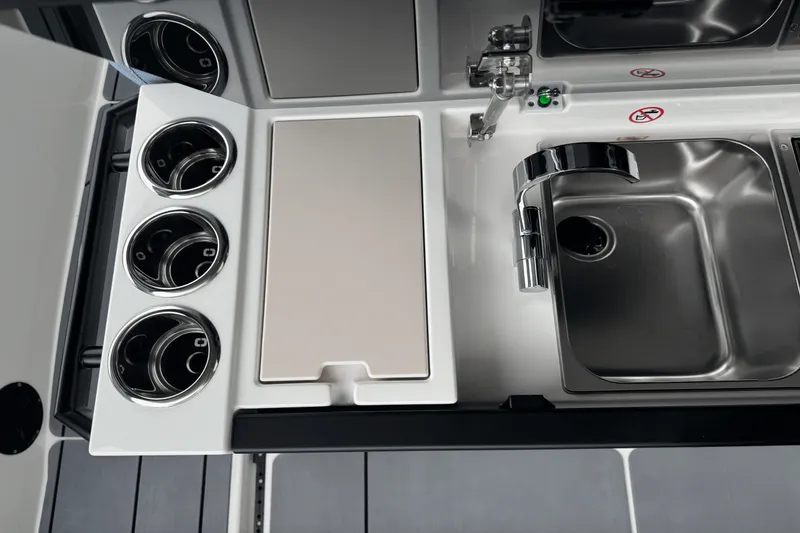 Slide: The Image of Saxdor 320 GTO 2025 - 26