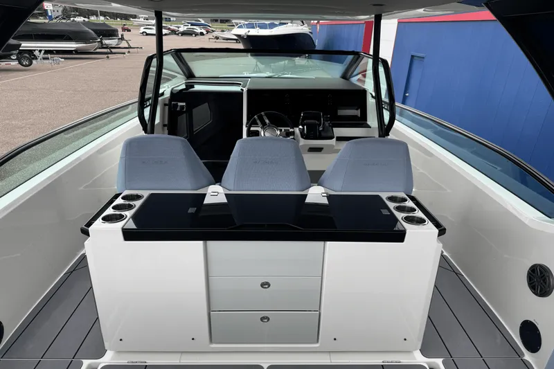 Slide: The Image of Saxdor 320 GTO 2025 - 34