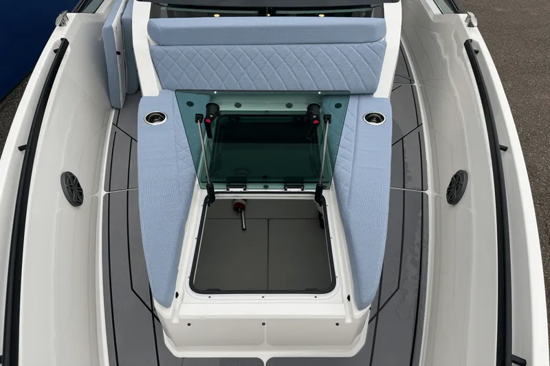 Slide: The Image of Saxdor 320 GTO 2025 - 67