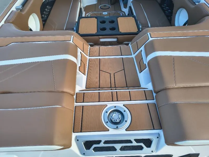 Slide: The Image of Supra SUPRA SE 550 2023 - 13