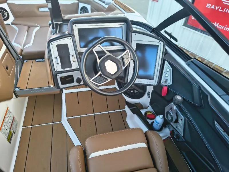 Slide: The Image of Supra SUPRA SE 550 2023 - 7