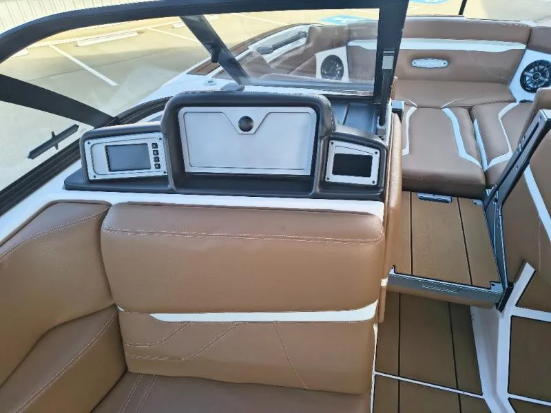 Slide: The Image of Supra SUPRA SE 550 2023 - 8