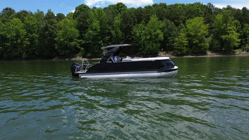 Slide: The Image of Harris GRAND MARINER 250 2026 - 9