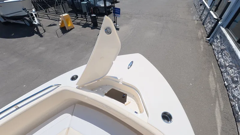 Slide: The Image of Scout 220 XSF 2026 - 45