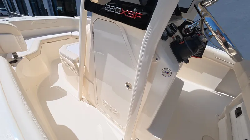 Slide: The Image of Scout 220 XSF 2026 - 31