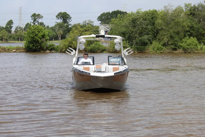 Slide: The Image of Malibu 26LSV 2024 - 9