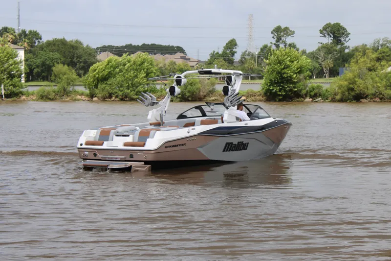 Slide: The Image of Malibu 26LSV 2024 - 5
