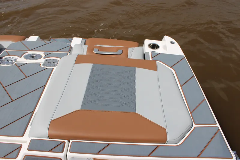 Slide: The Image of Malibu 26LSV 2024 - 32