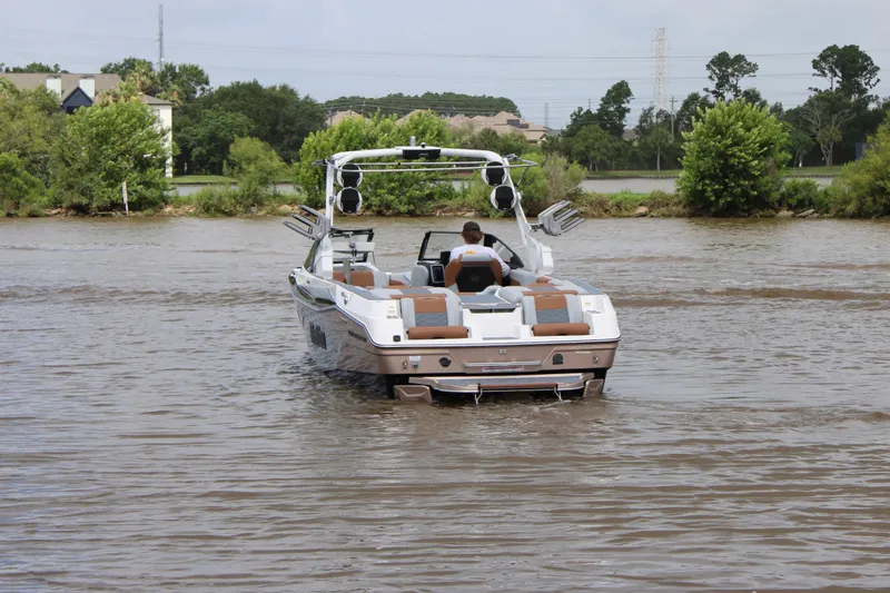 Slide: The Image of Malibu 26LSV 2024 - 2