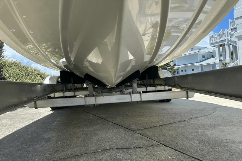 Slide: The Image of Boston Whaler 280 VANTAGE 2022 - 33