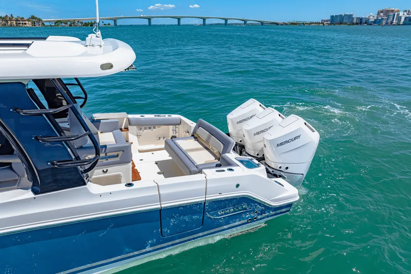 Slide: The Image of Boston Whaler 350 Realm 2025 - 13