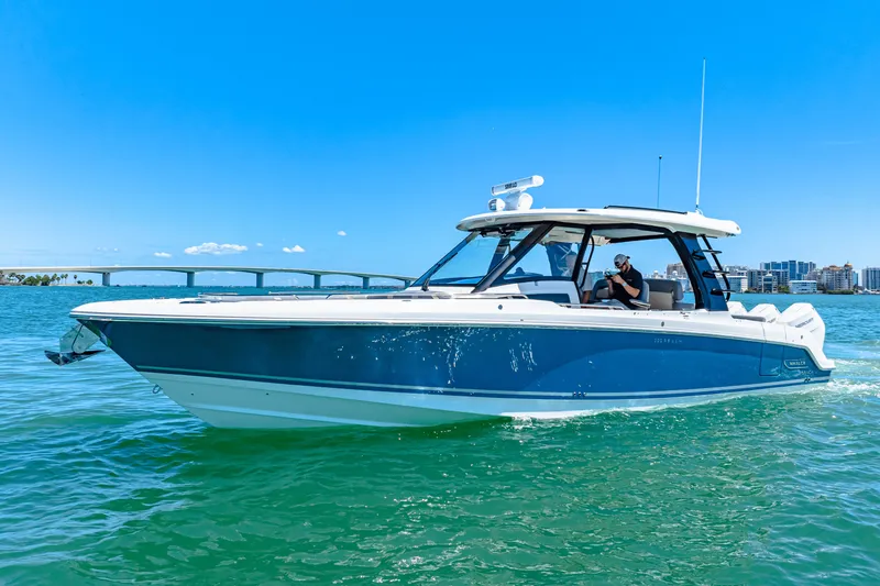 Slide: The Image of Boston Whaler 350 Realm 2025 - 5