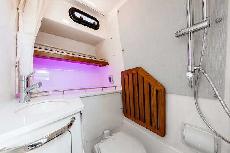 Slide: The Image of Boston Whaler 350 Realm 2025 - 60