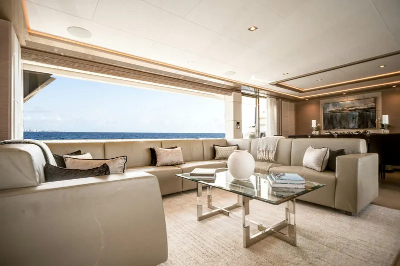 Slide: The Image of Ocean Alexander Ocean Alexander 30R 2024 - 34