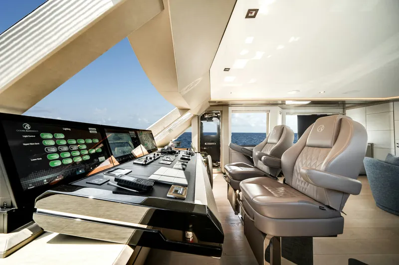Slide: The Image of Ocean Alexander Ocean Alexander 30R 2024 - 20