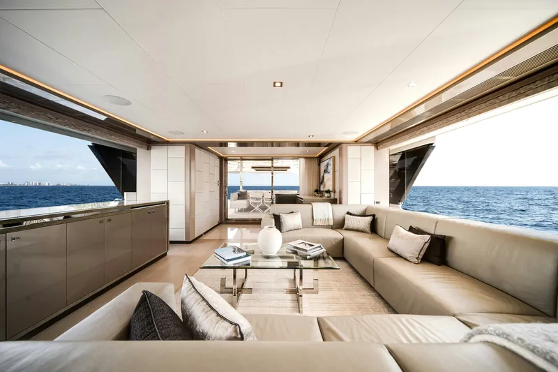 Slide: The Image of Ocean Alexander Ocean Alexander 30R 2024 - 37