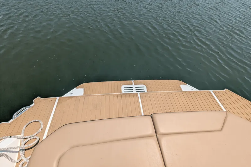 Slide: The Image of Sea Ray 320 DA 2023 - 53