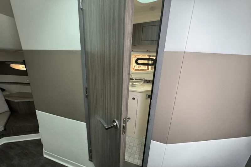 Slide: The Image of Sea Ray Sundancer 370 Outboard 2025 - 54