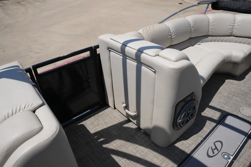 Slide: The Image of Harris Solstice 220 2019 - 12