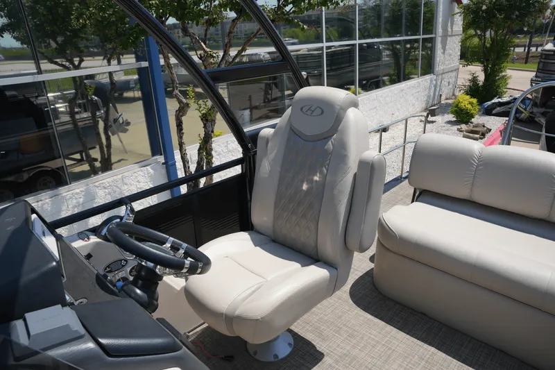 Slide: The Image of Harris Solstice 220 2019 - 13