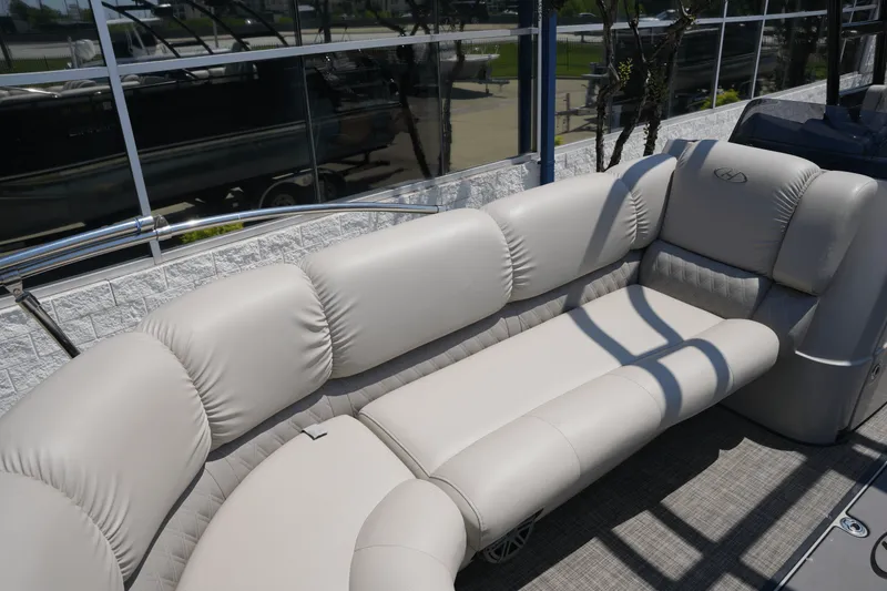 Slide: The Image of Harris Solstice 220 2019 - 8