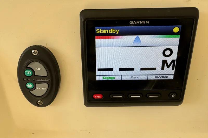 Slide: The Image of Scout 221 WINYAH BAY 2013 - 9