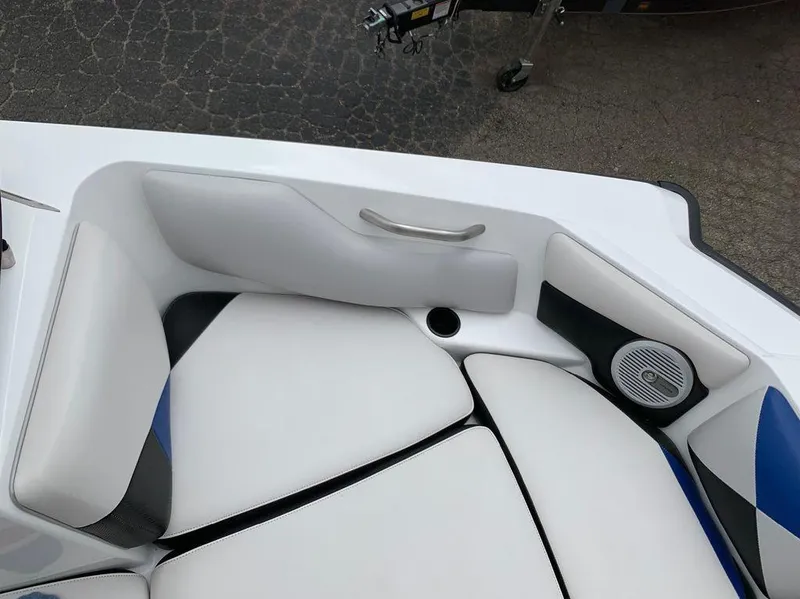 Slide: The Image of Axis Core Series A20 2014 - 3