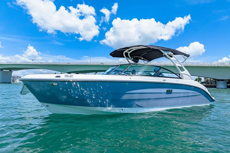 Slide: The Image of Sea Ray SDX 270 Outboard 2025 - 2