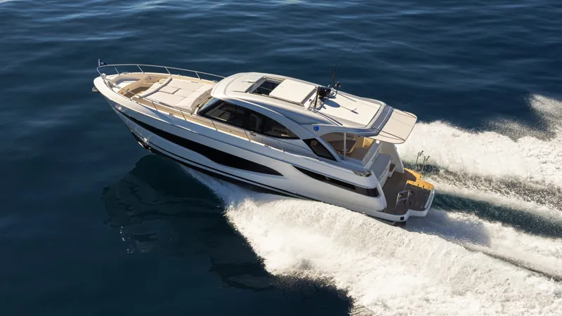 The Image of Riviera 4300 Sports Express 2026 - 0