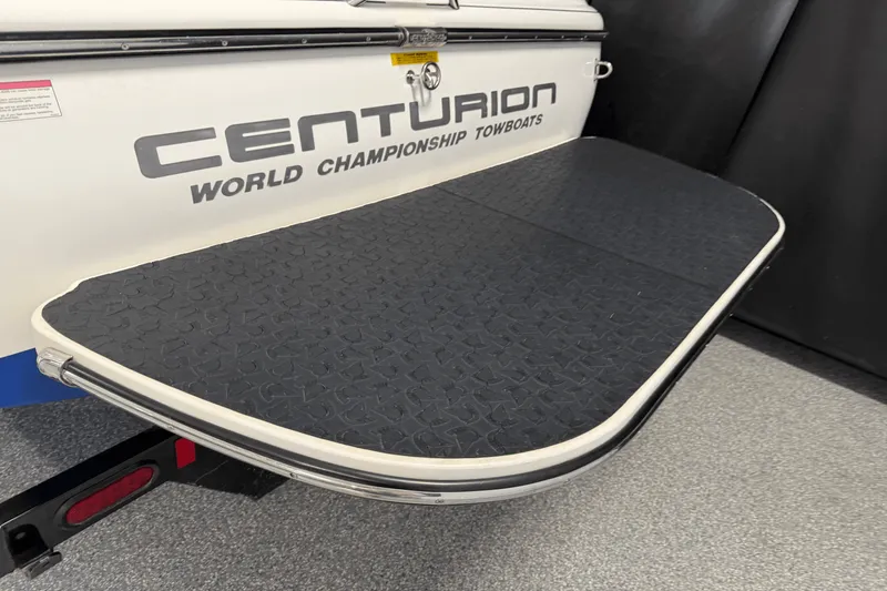 Slide: The Image of Centurion AVALANCHE 2008 - 12