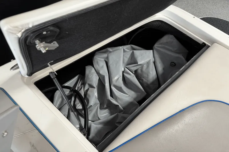 Slide: The Image of Centurion AVALANCHE 2008 - 18