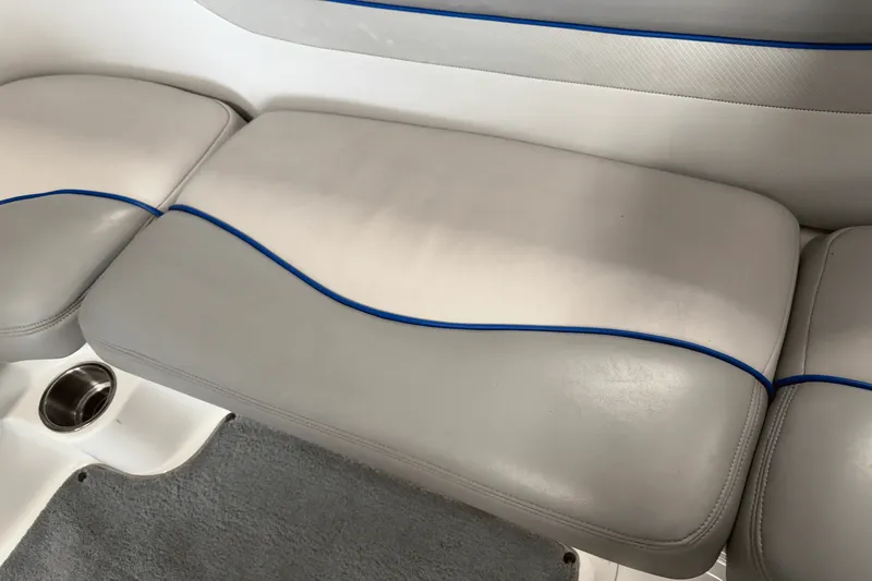 Slide: The Image of Centurion AVALANCHE 2008 - 23