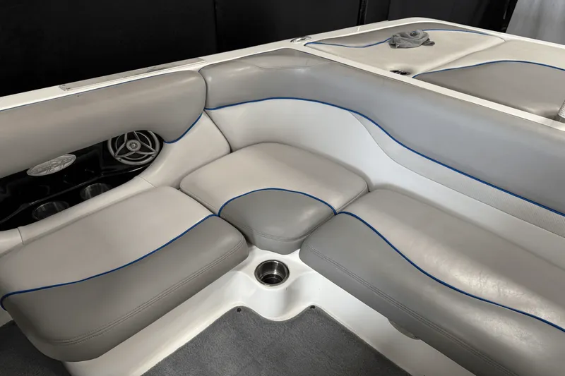 Slide: The Image of Centurion AVALANCHE 2008 - 24