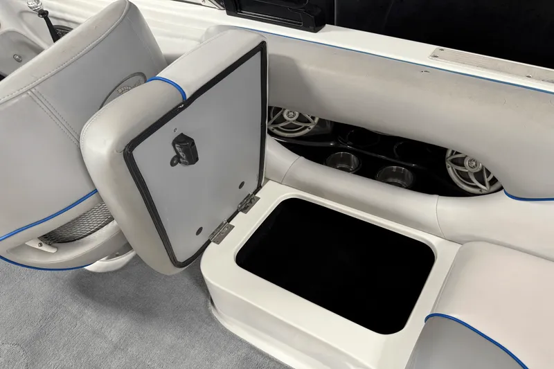 Slide: The Image of Centurion AVALANCHE 2008 - 27