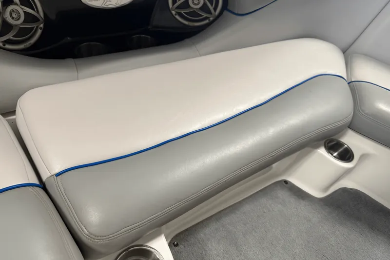 Slide: The Image of Centurion AVALANCHE 2008 - 34