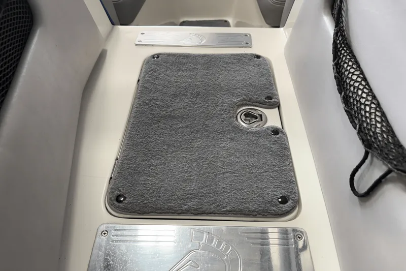 Slide: The Image of Centurion AVALANCHE 2008 - 45