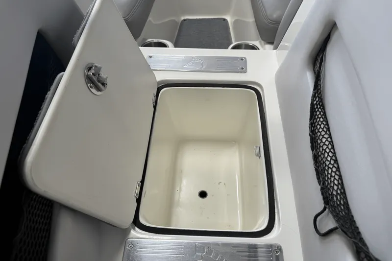 Slide: The Image of Centurion AVALANCHE 2008 - 46