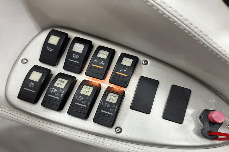 Slide: The Image of Centurion AVALANCHE 2008 - 70