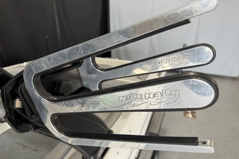 Slide: The Image of Centurion AVALANCHE 2008 - 99