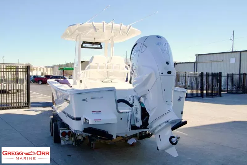 Slide: The Image of Regulator Marine 26XO CROSS OVER 2026 - 3
