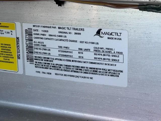Slide: The Image of Sea Fox 282 Hybrid LT 2026 - 25