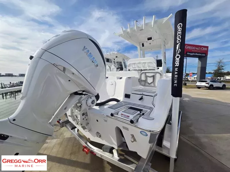 Slide: The Image of Sea Fox 248 COMMANDER 2026 - 5