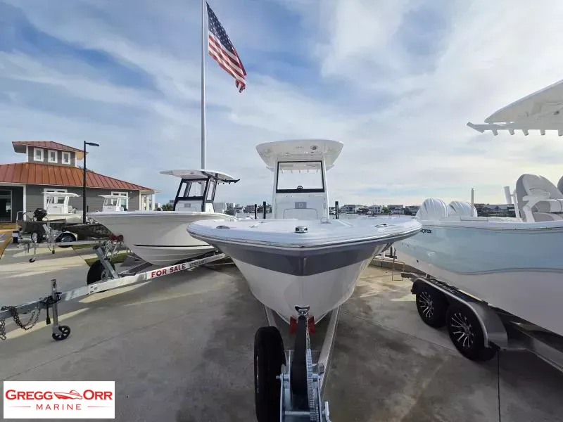 Slide: The Image of Sea Fox 248 COMMANDER 2026 - 3