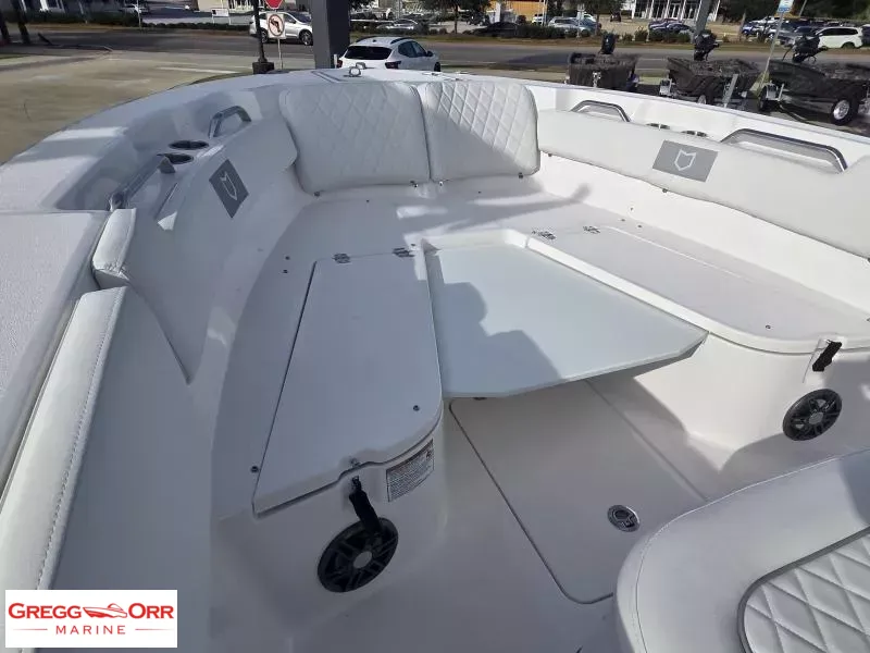 Slide: The Image of Sea Fox 248 COMMANDER 2026 - 18