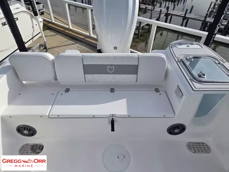 Slide: The Image of Sea Fox 248 COMMANDER 2026 - 7