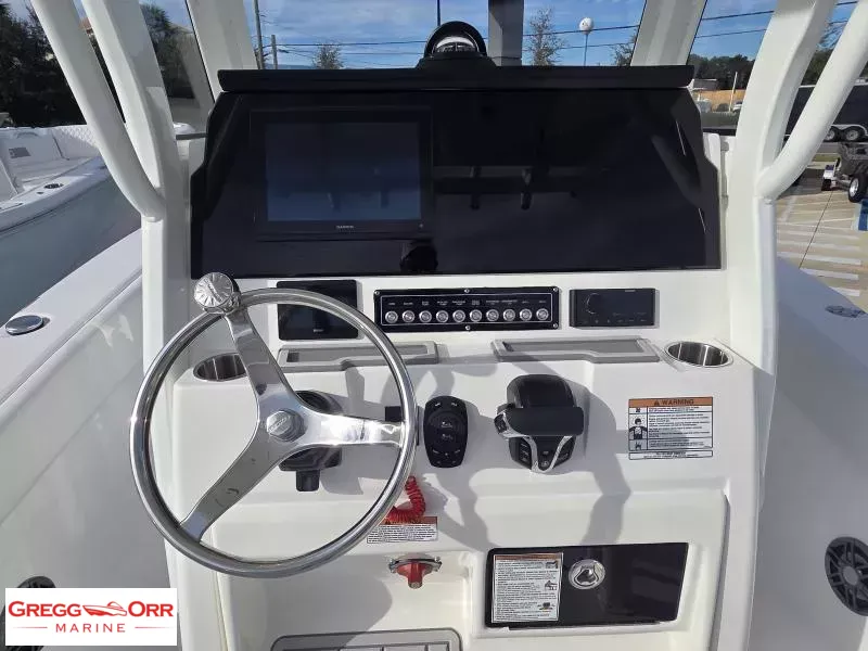 Slide: The Image of Sea Fox 248 COMMANDER 2026 - 12