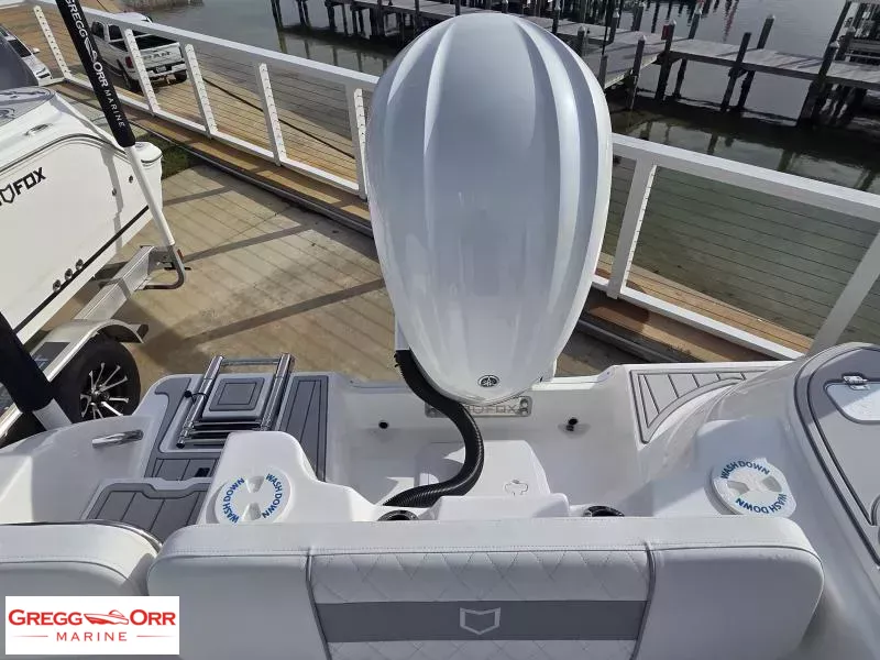 Slide: The Image of Sea Fox 248 COMMANDER 2026 - 6