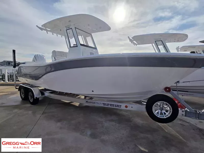Slide: The Image of Sea Fox 248 COMMANDER 2026 - 1