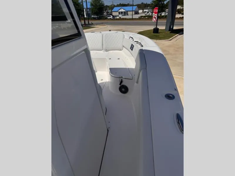 Slide: The Image of Sea Fox 248 COMMANDER 2026 - 11