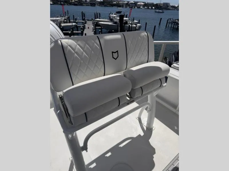 Slide: The Image of Sea Fox 248 COMMANDER 2026 - 10